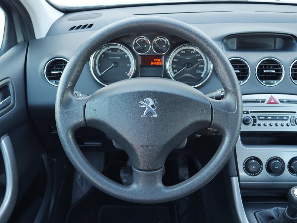 Peugeot 308 1.4i 