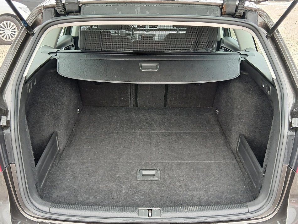 Volkswagen Passat 2.0 TDi 