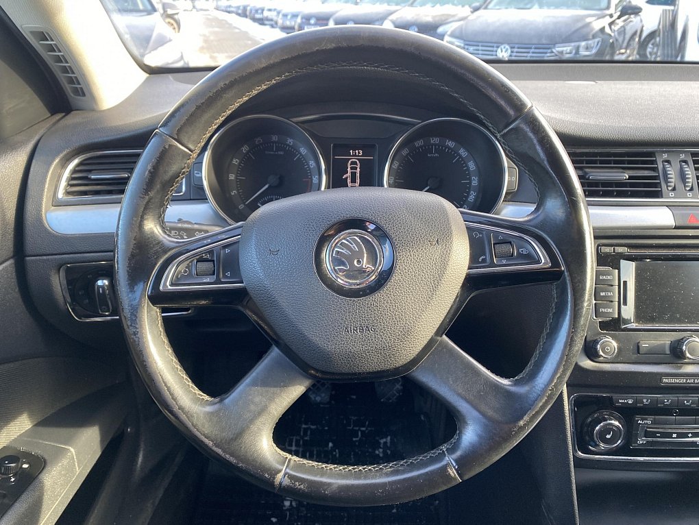 Škoda Superb II 2.0 TDi Ambiente
