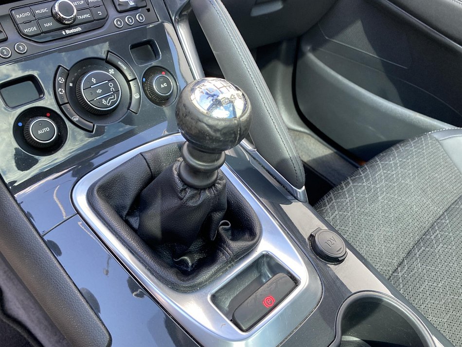 Peugeot 3008 1.6 HDi Access