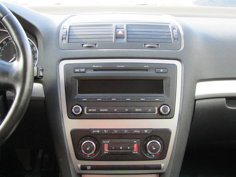 Škoda Octavia II 1.6TDi Elegance