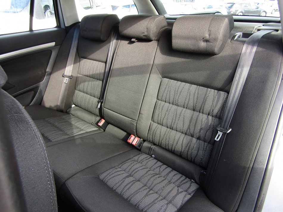 Škoda Octavia II 1.6TDi Elegance