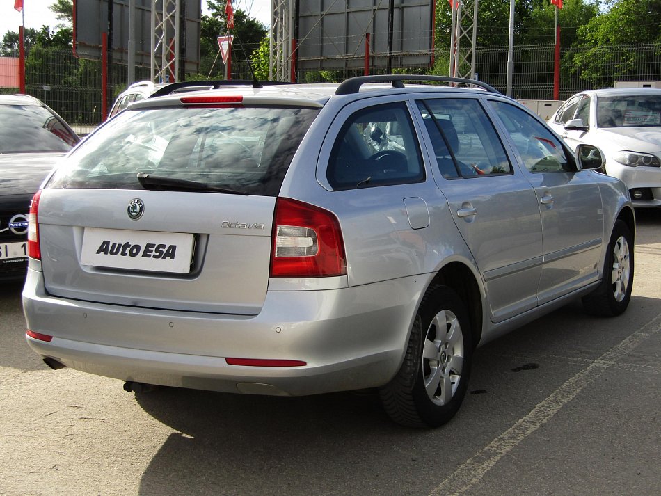 Škoda Octavia II 1.6TDi Elegance