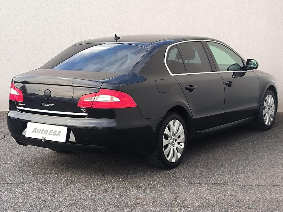 Škoda Superb II 2.0TDI Ambition