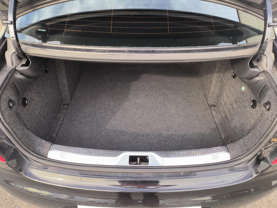 Škoda Superb II 2.0TDI Ambition