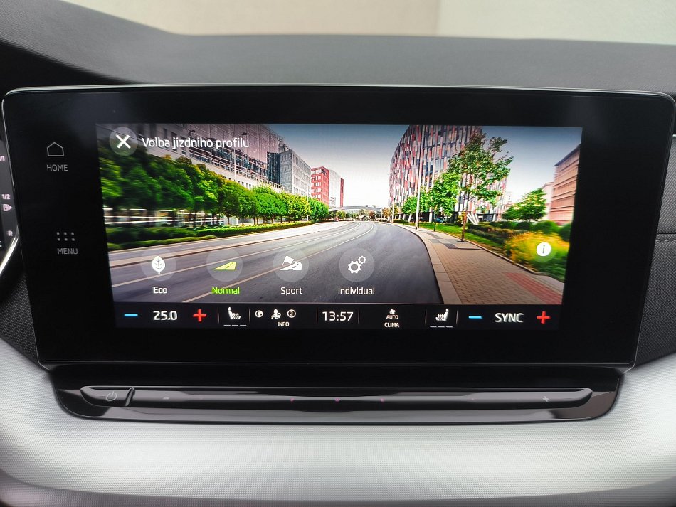 Škoda Octavia IV 1.5 TSI Style