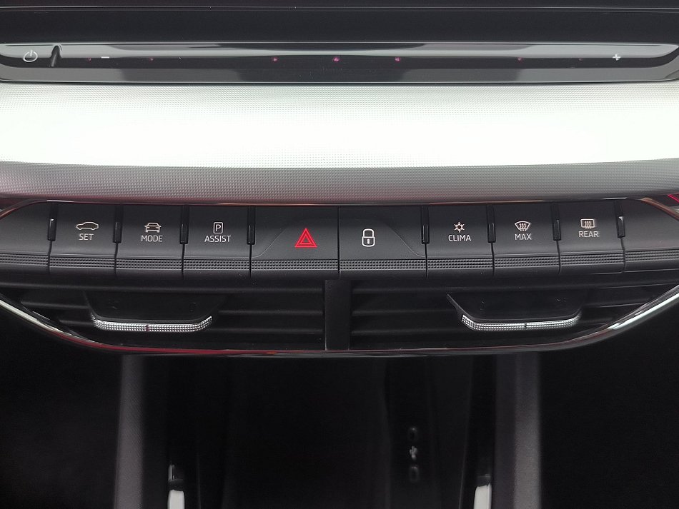 Škoda Octavia IV 1.5 TSI Style