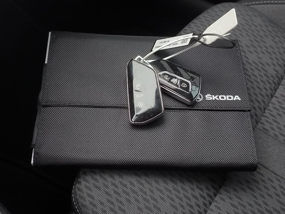 Škoda Octavia IV 1.5 TSI Style