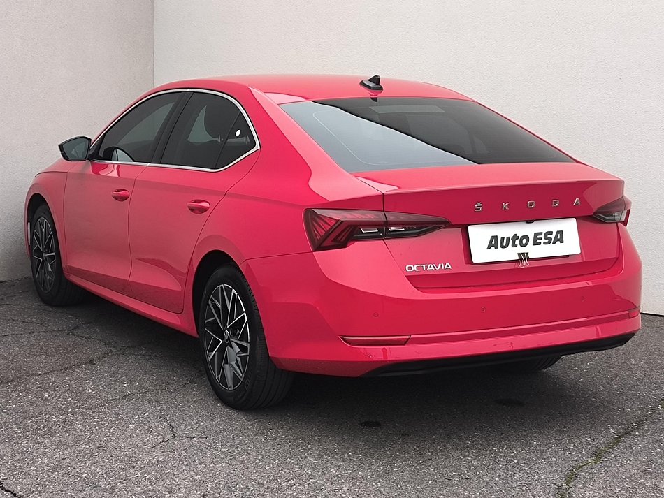 Škoda Octavia IV 1.5 TSI Style
