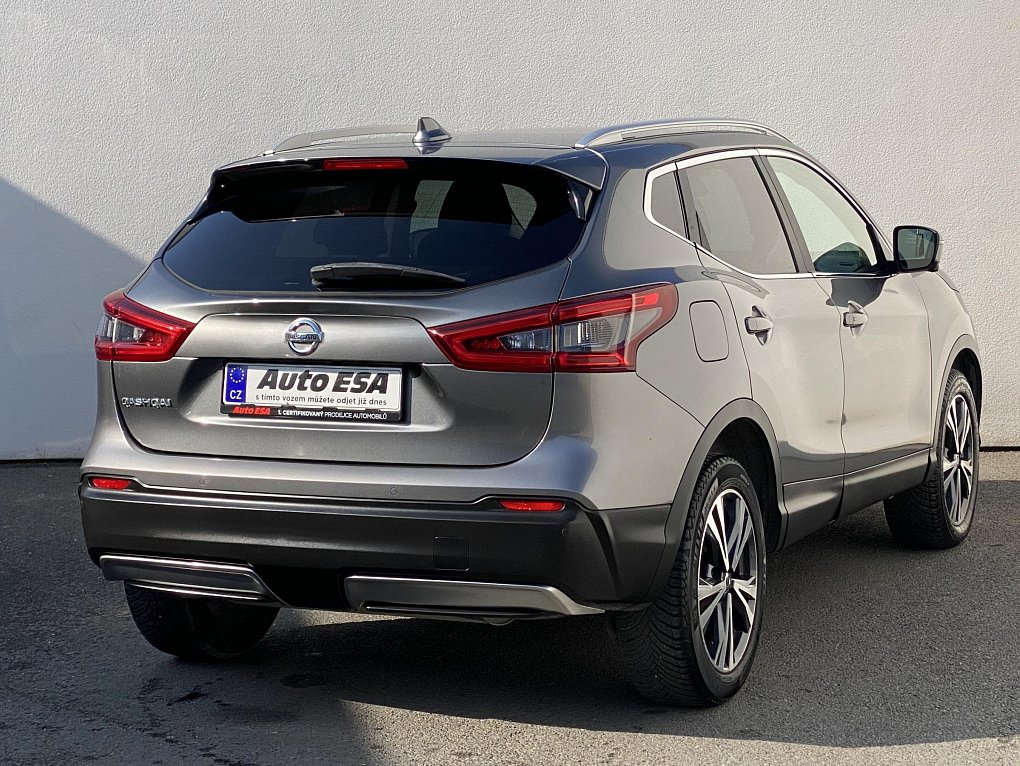Nissan Qashqai 1.2 DiG-T N-Connecta