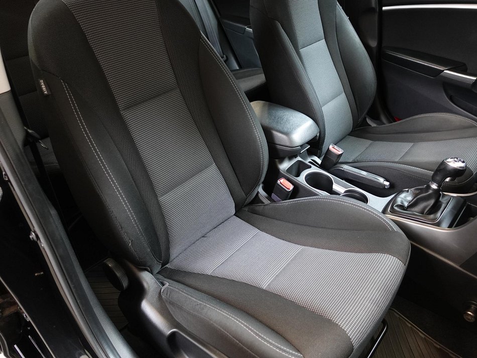 Hyundai I30 1.4CVVT 