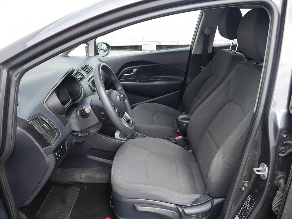 Kia Rio 1.4 i 