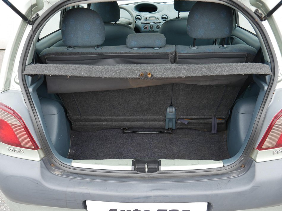 Toyota Yaris 1.0i 