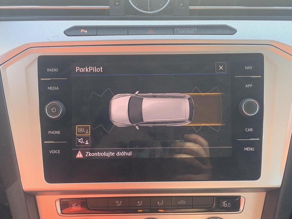 Volkswagen Passat 1.6TDi 