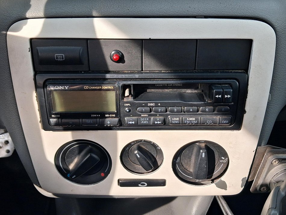 Škoda Octavia 1.6 i 