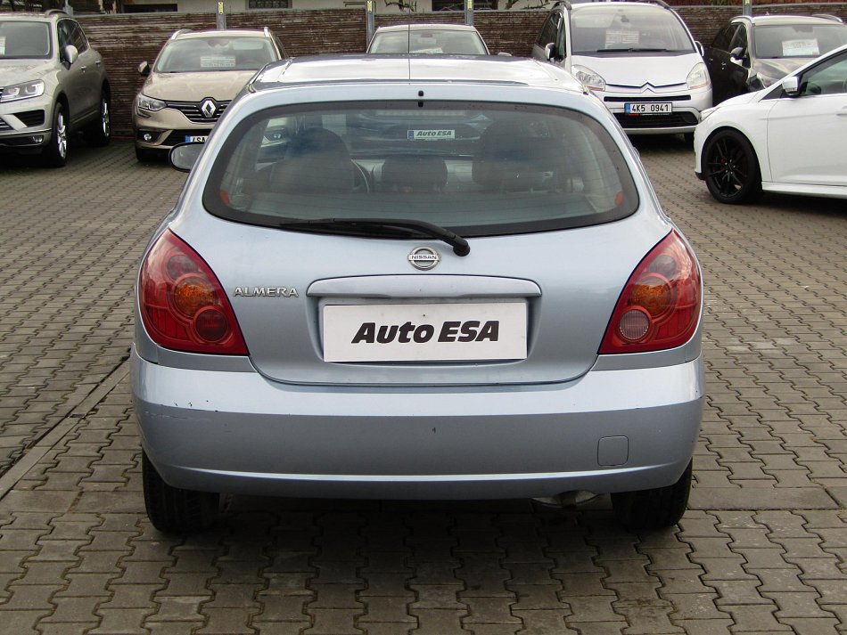 Nissan Almera 1.5i 