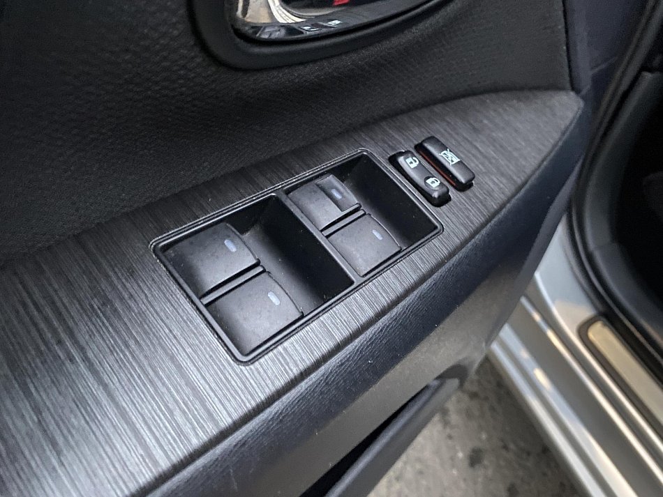 Toyota Avensis 2.0 D4-D Sol