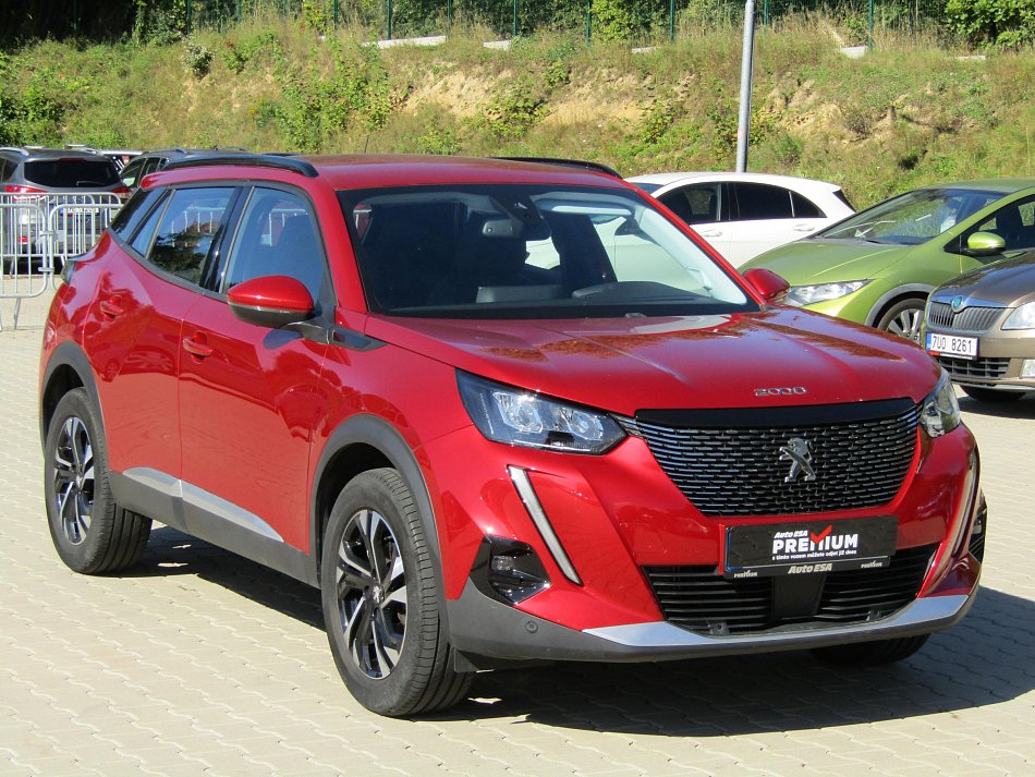 Peugeot 2008 1.2 PT 