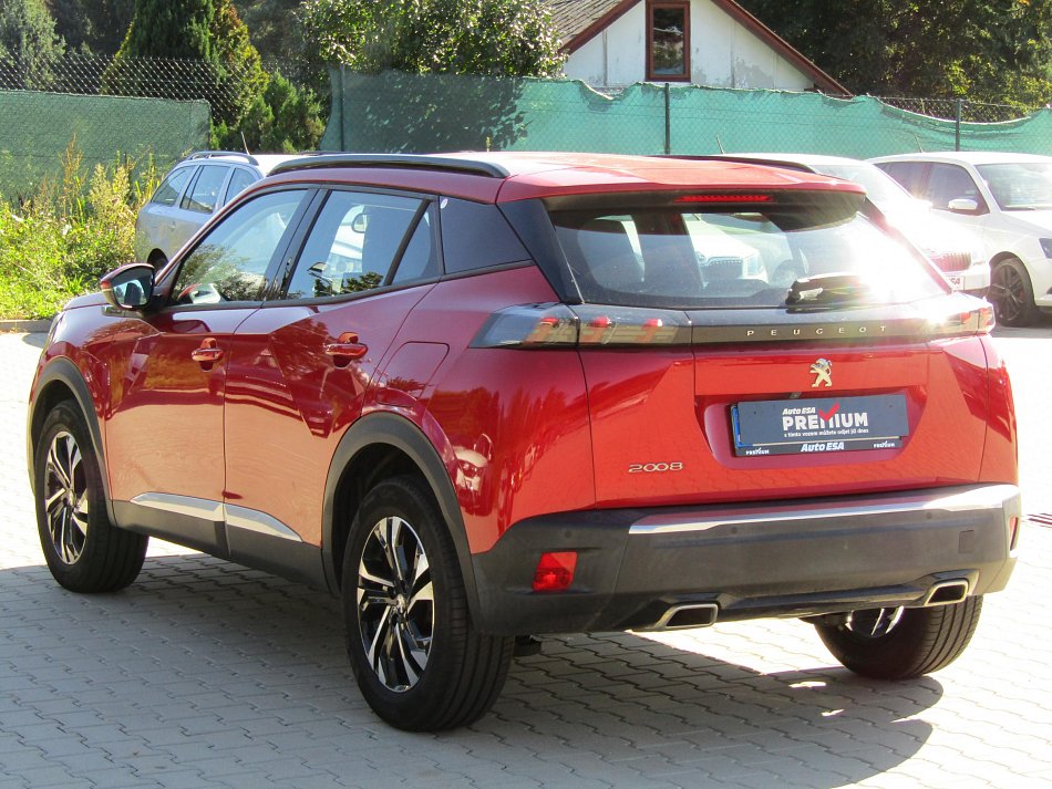 Peugeot 2008 1.2 PT 