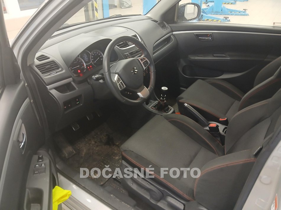 Suzuki Swift 1.6i 