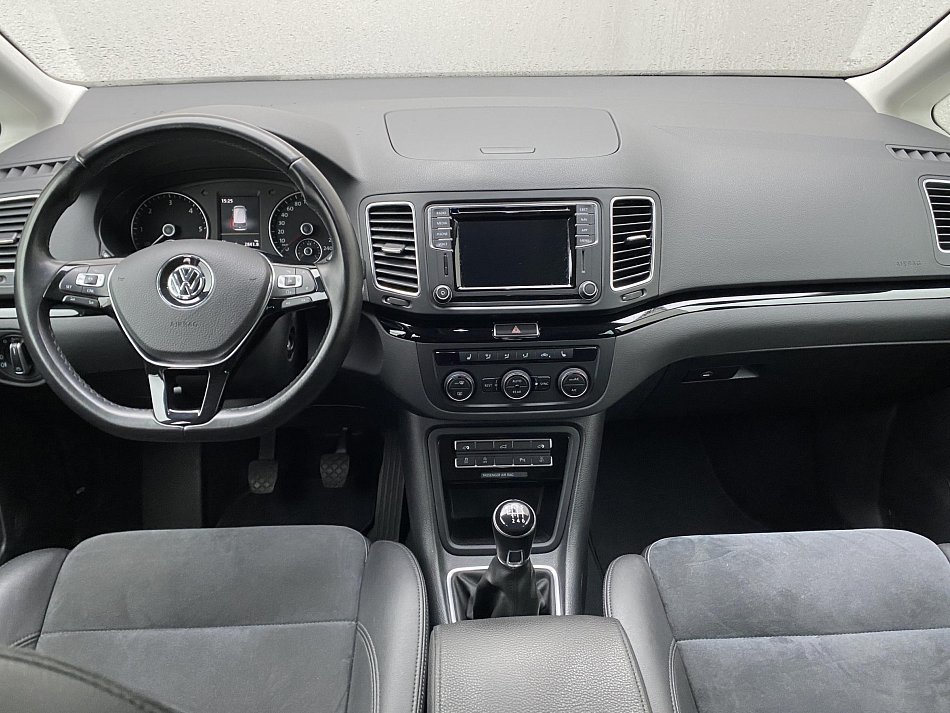 Volkswagen Sharan 2.0 TDi Highline