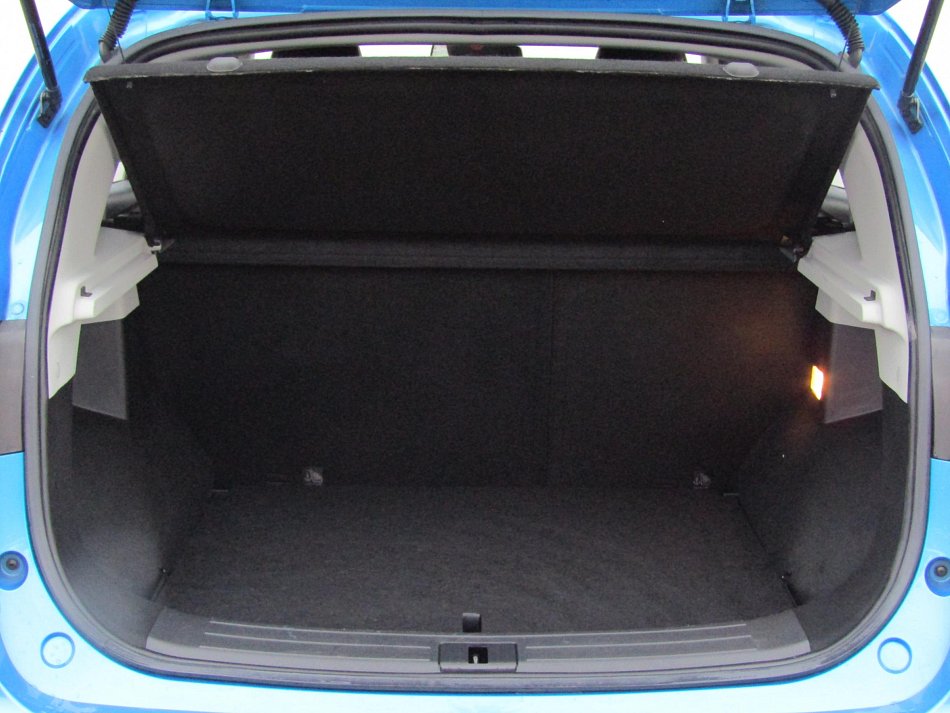 MG ZS 1.5 DVVT Luxury