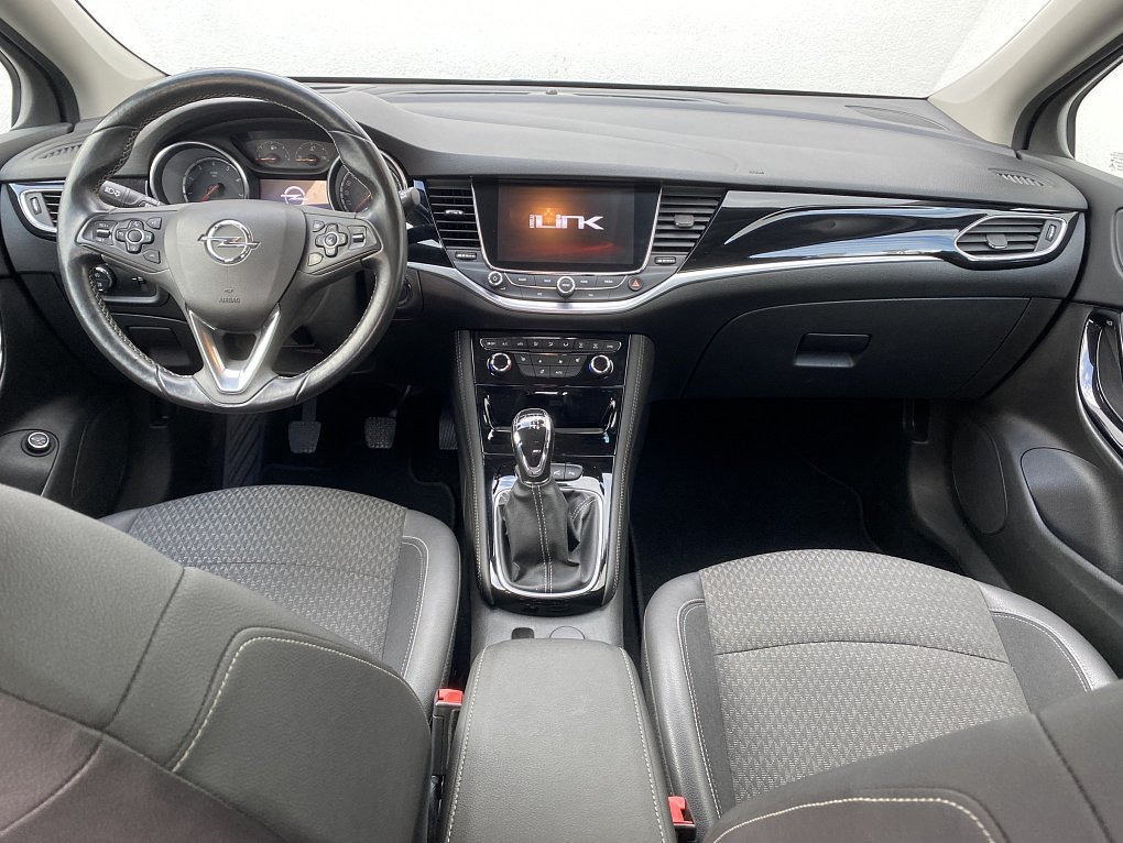 Opel Astra 1.4 T Innovation