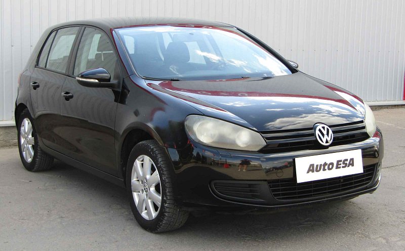 Volkswagen Golf 1.4 MPI 