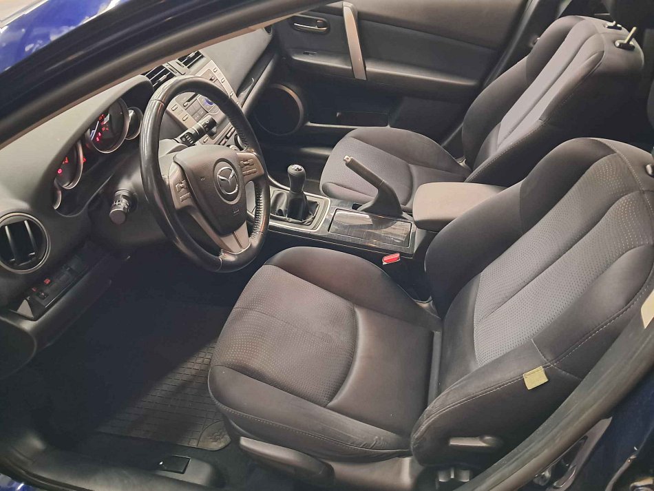 Mazda 6 2.0i 