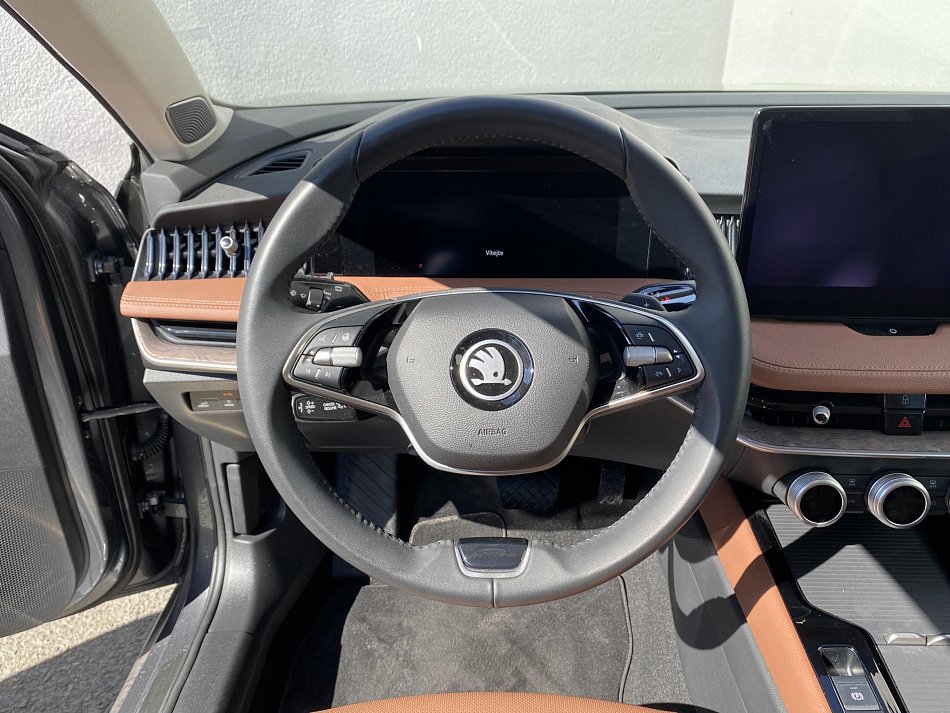 Škoda Superb IV 2.0 TDi L&K 4x4