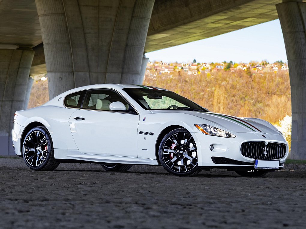 Maserati GranTurismo 4.7 V8  S Automatic