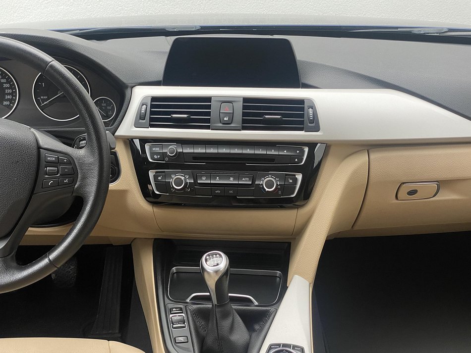BMW Řada 3 2.0 D  318 d