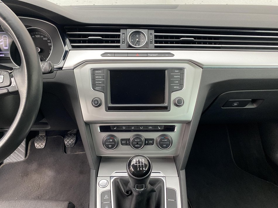 Volkswagen Passat 2.0 TDi Comfortline 4x4