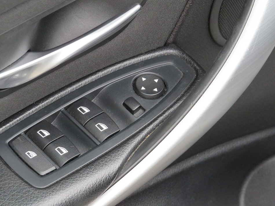 BMW Řada 3 2.0d  318d