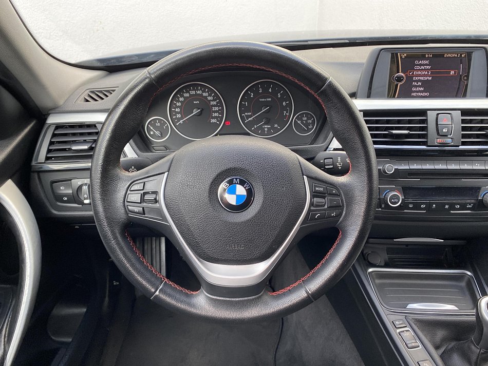 BMW Řada 3 2.0 i Sport 328 i, XDrive