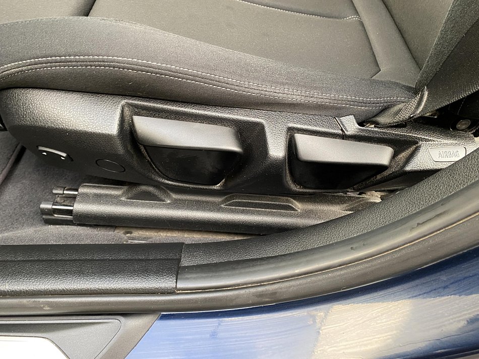 BMW Řada 3 2.0 i Sport 328 i, XDrive