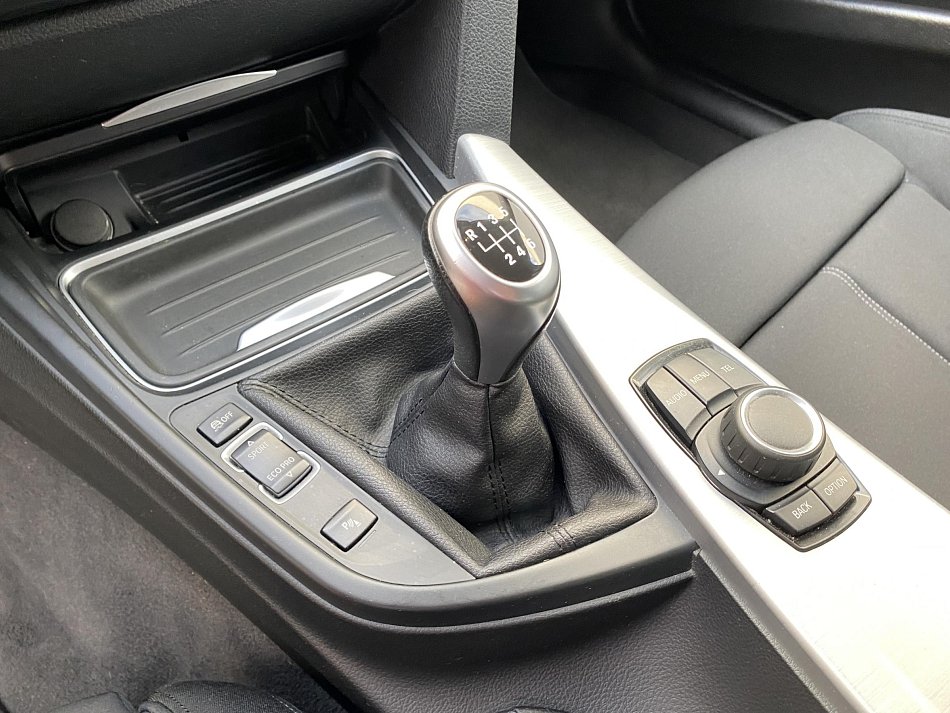 BMW Řada 3 2.0 i Sport 328 i, XDrive