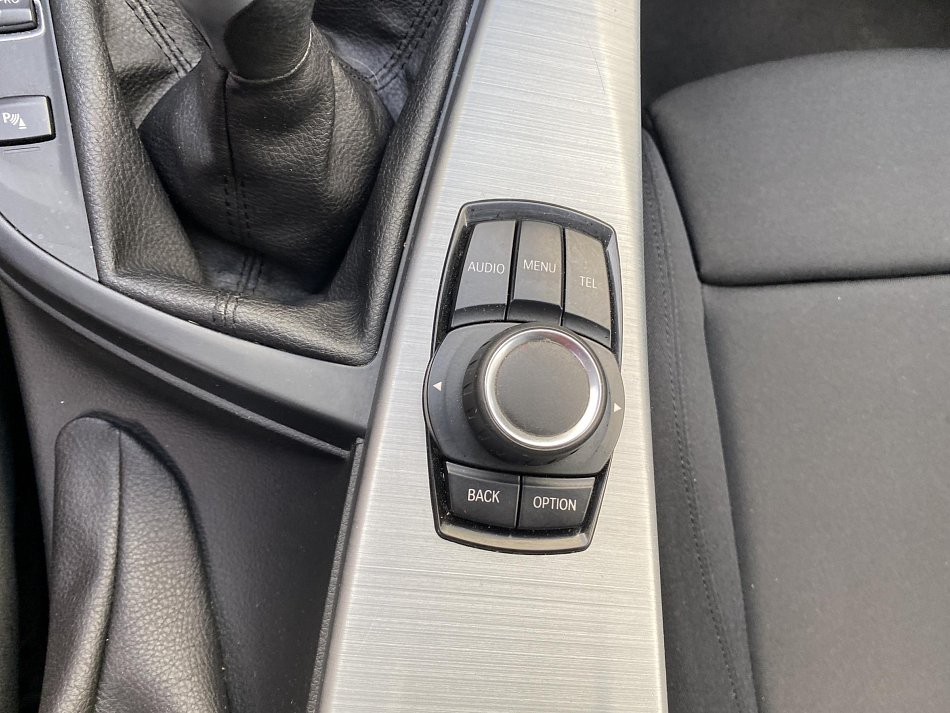 BMW Řada 3 2.0 i Sport 328 i, XDrive