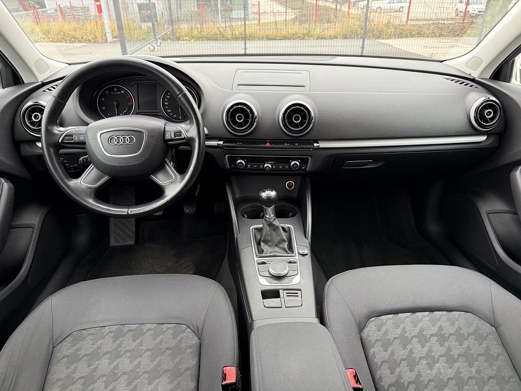 Audi A3 1.2 TFSi Attraction