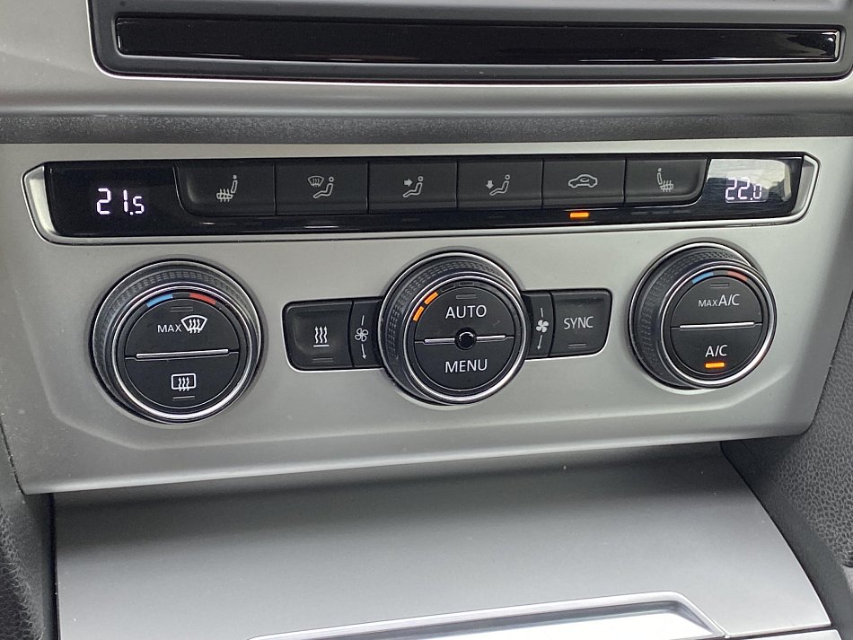 Volkswagen Passat 2.0 TDi 