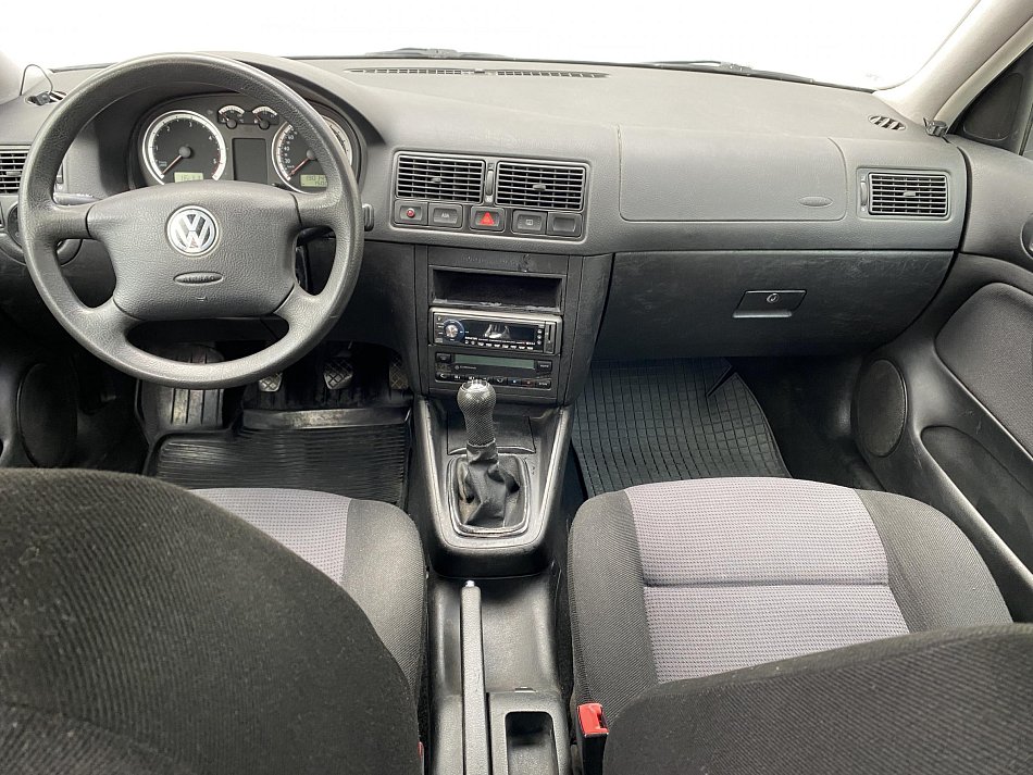 Volkswagen Golf 1.9TDi 