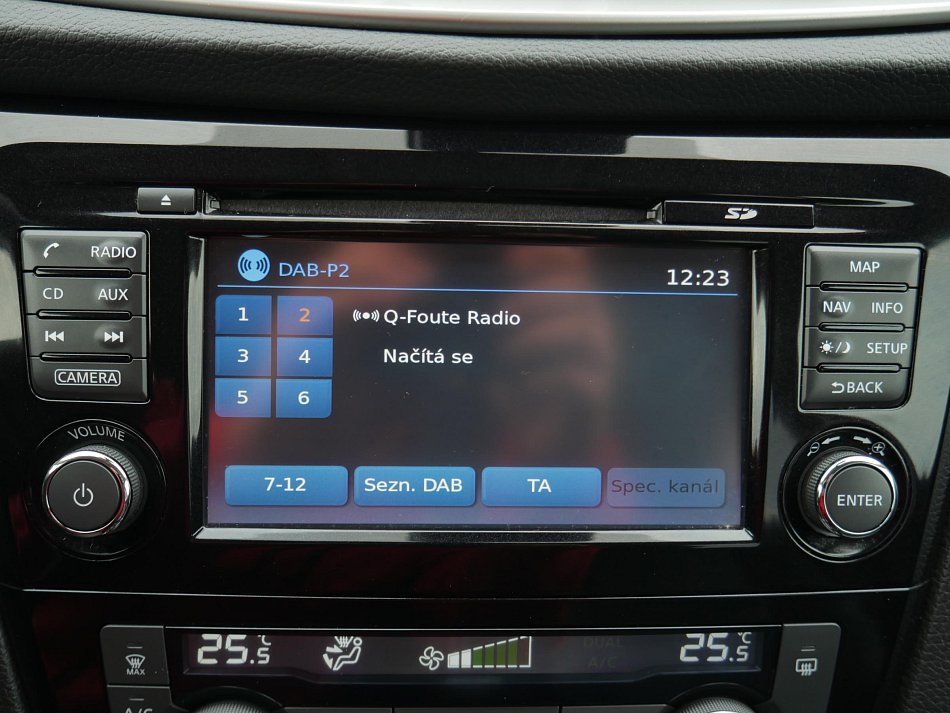 Nissan X-Trail 1.6 DiG-T Tekna