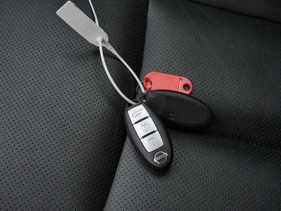 Nissan X-Trail 1.6 DiG-T Tekna