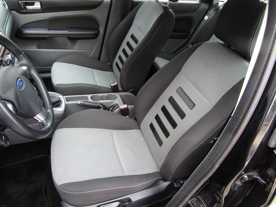 Ford Focus 1.6i 
