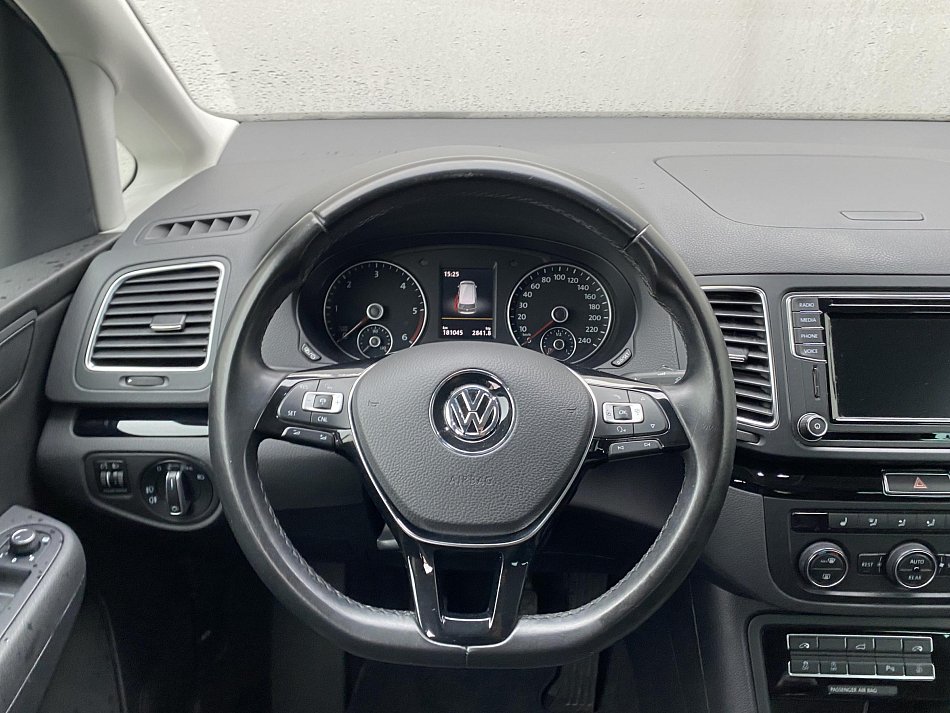 Volkswagen Sharan 2.0 TDI 