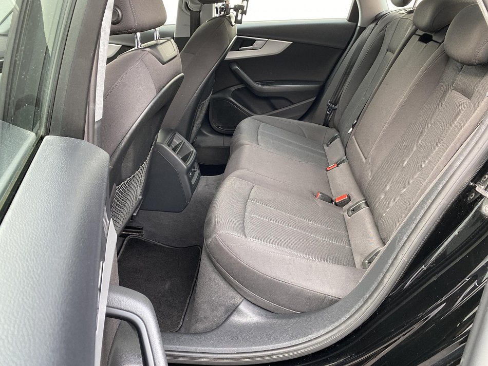 Audi A4 2.0 TDi Sport