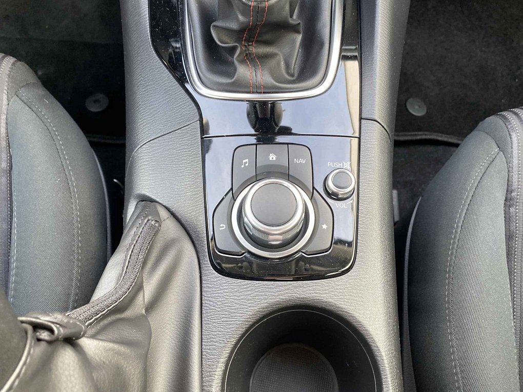 Mazda 3 2.0 i Sport