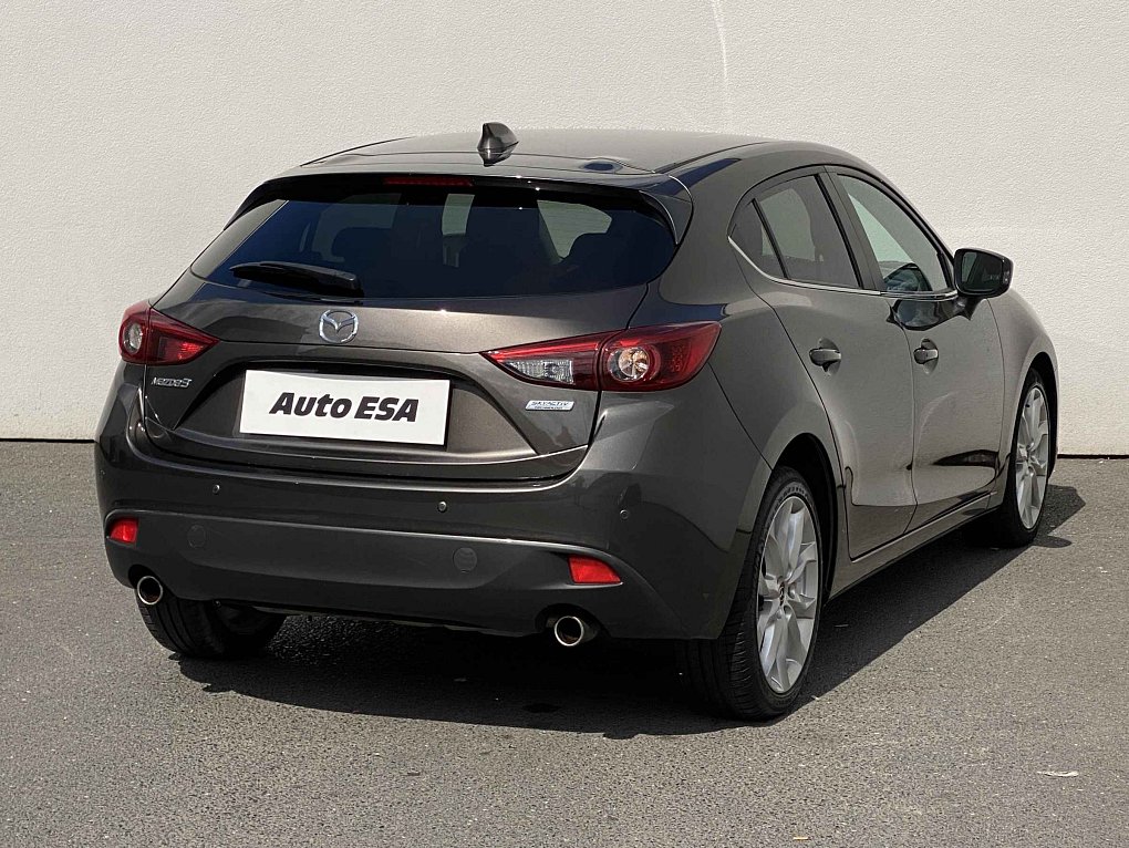 Mazda 3 2.0 i Sport