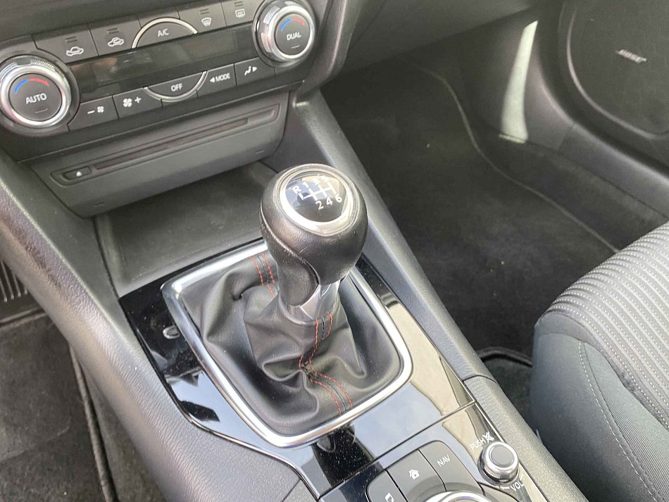 Mazda 3 2.0 i Sport