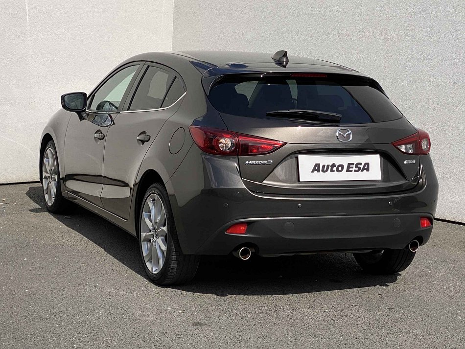 Mazda 3 2.0 i Sport
